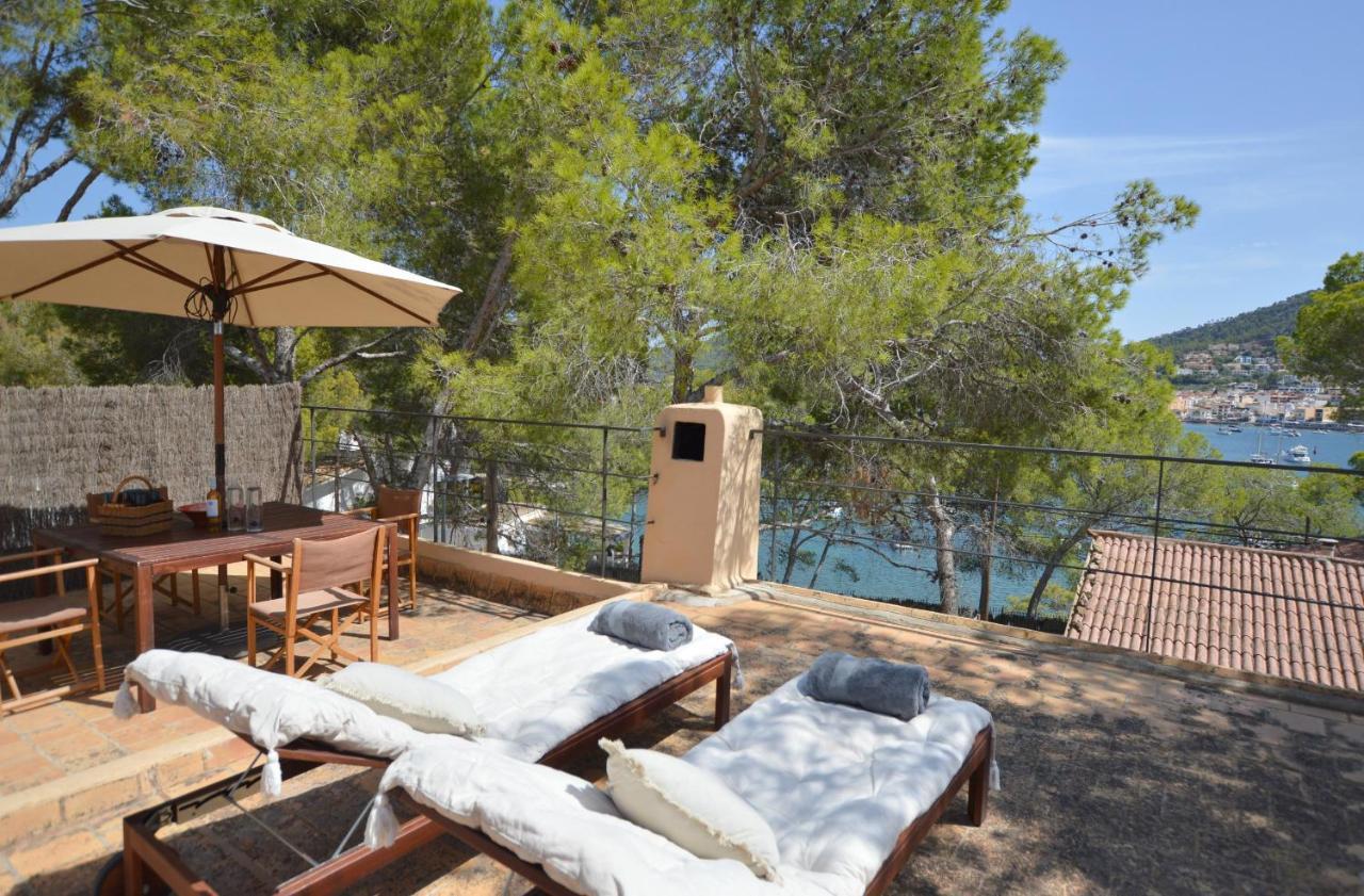 Private Pool With Sea Views In Port Of Chalet